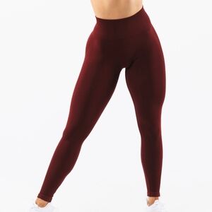 Alphalete Contour Legging - Burgundy - M